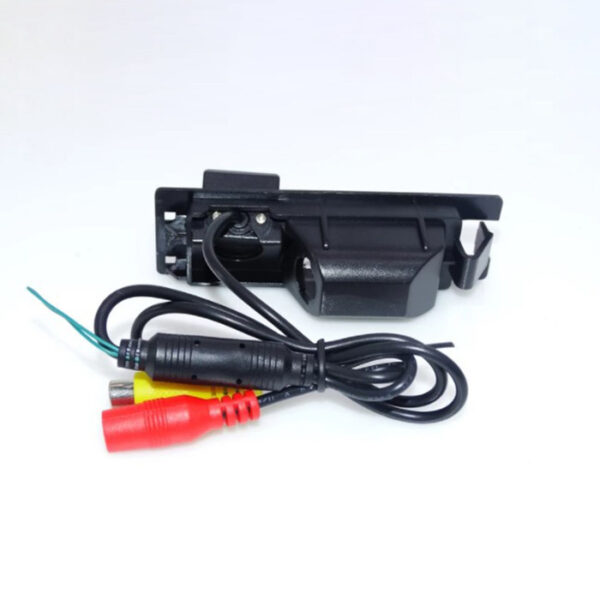 Camera video auto dedicata pentru mersul cu spatele compatibila cu Opel La Crosse/Excelle deschidere 120 de grade instalare la - imagine 2