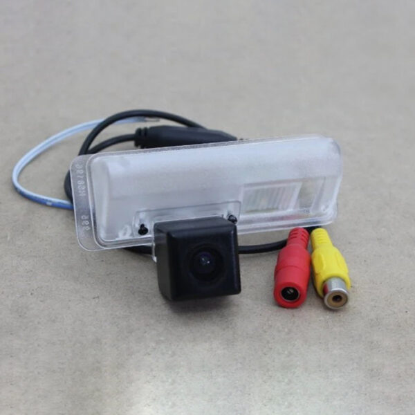 Camera video auto dedicata pentru mersul cu spatele compatibila cu Lexus ES 250 2011-2012 unghi 150 de grade night vision 0 lux - imagine 3