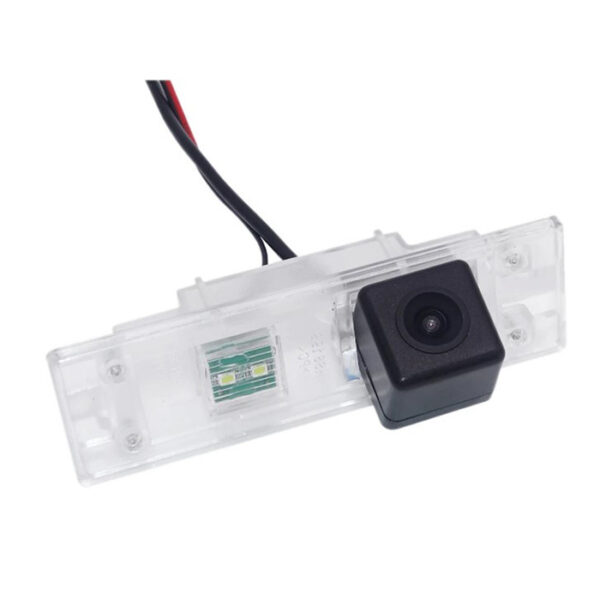Camera video auto dedicata pentru mersul cu spatele compatibila cu BMW 120i deschidere 120 de grade instalare la becul de la nu - imagine 3