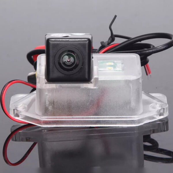 Camera video auto dedicata pentru mersul cu spatele compatibila cu Mitsubishi Lancer/Cheetah deschidere 120 de grade instalare - imagine 1