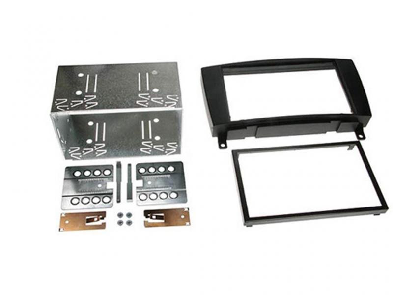 23015.jpg Connects2 CT23MB04 kit rama 2DIN MERCEDES CLK 2004-2010 - imagine 1