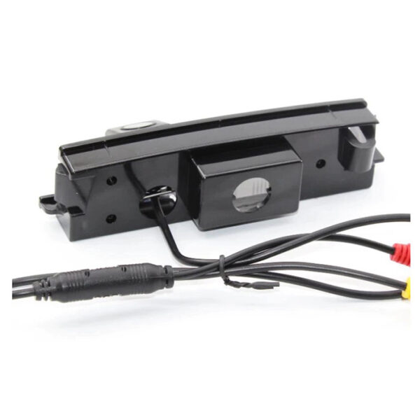 Camera video auto dedicata pentru mersul cu spatele compatibila cu Toyota Rav4 deschidere 120 de grade instalare la becul de la - imagine 1