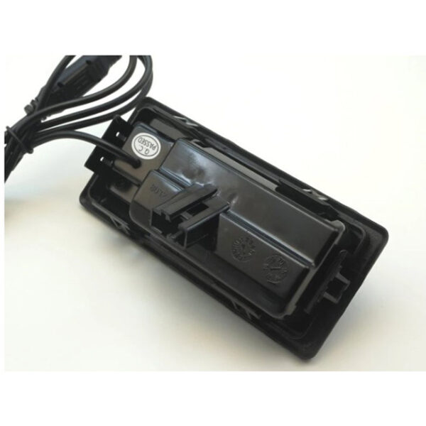 Edotec EDT-CAM526 Camera de marsarier cu prindere pe manerul portbagajului Volkswagen si Skoda - imagine 3