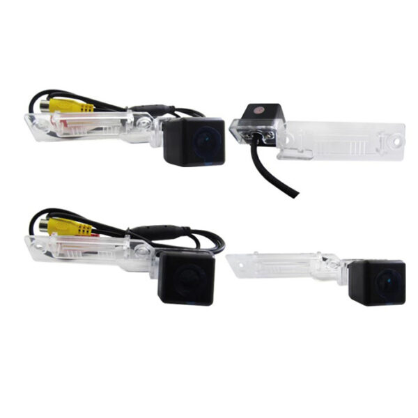 Camera video auto dedicata pentru mersul cu spatele compatibila cu VW Sagitar/Touran deschidere 120 de grade instalare la becul - imagine 1