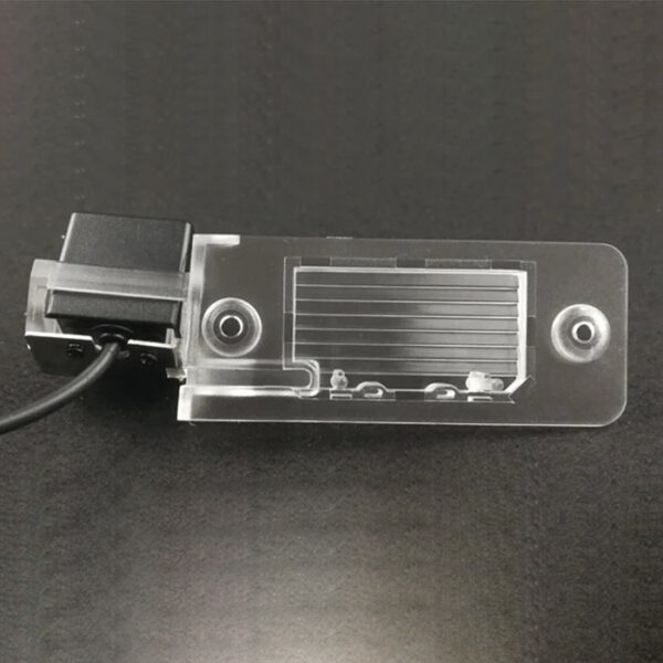 Camera video auto dedicata pentru mersul cu spatele compatibila cu VW Tiguan deschidere 120 de grade instalare la becul de la n - imagine 4