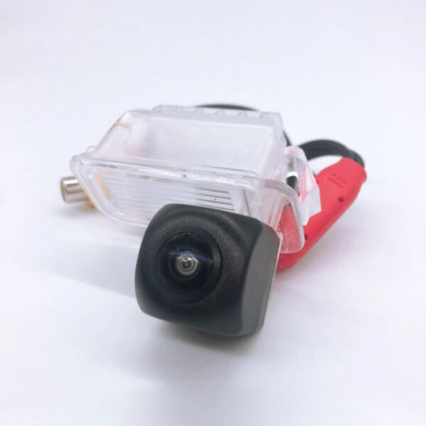 Camera video auto dedicata pentru mersul cu spatele compatibila cu Ford Kuga 2013 unghi 150 de grade night vision 0 lux U2 - imagine 3